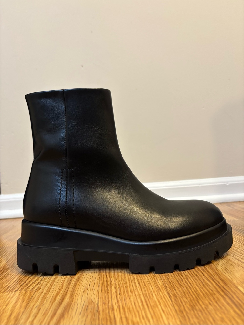 La CANADIENNE Black Leather Chunky Platform Ankle Boots